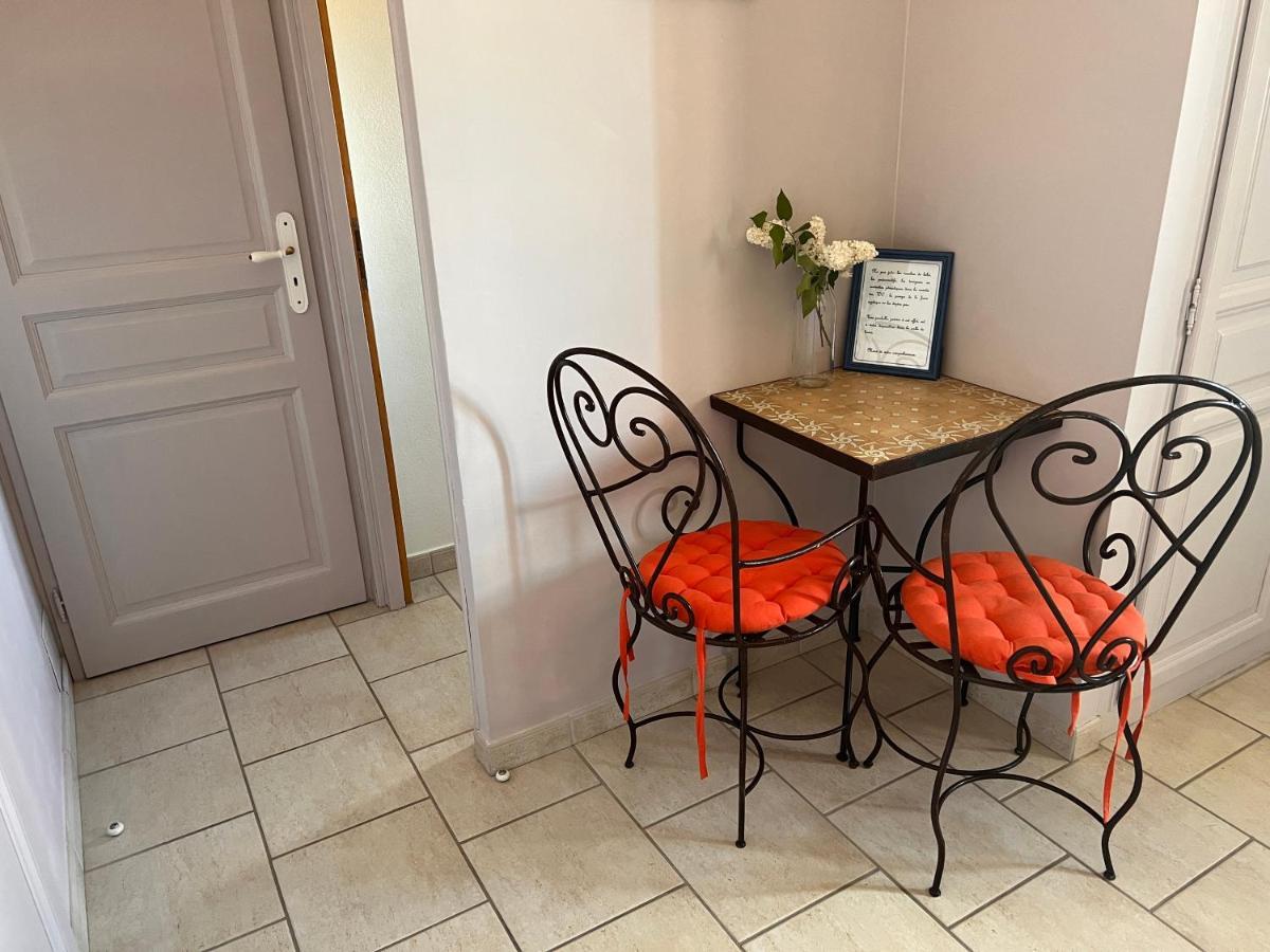 Appartamento Mas De L'Estiou Monteux Esterno foto